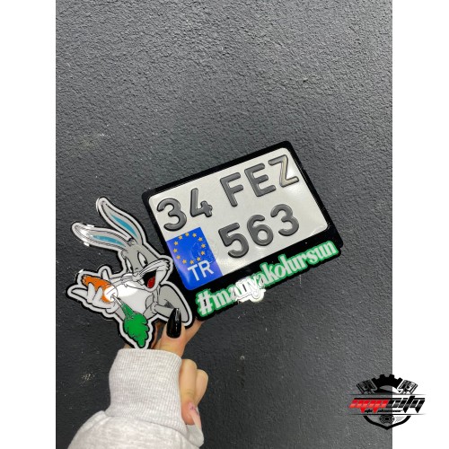 Bugs Bunny Kişiye Özel Tasarım Pleksi Motosiklet Plakalık (12x18cm)